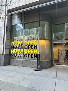 Hunny Pot Cannabis - Yonge & Eglinton store front