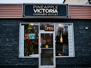 Pineapple Victoria store front
