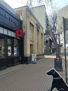 Tweed - Edmonton - 82 Ave NW store front