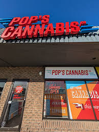 Pop's Cannabis Co. - Edmonton (Manning Crossing) store front