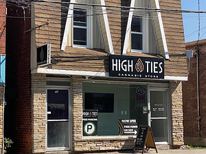 Highties Cannabis Store - Alexandria store front