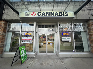 The Local Leaf Cannabis - Squamish store front