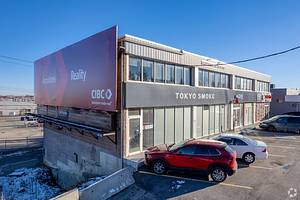 Tokyo Smoke - Macleod Trail store front