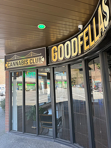 Cannabis Supply Co. - North Vancouver store front