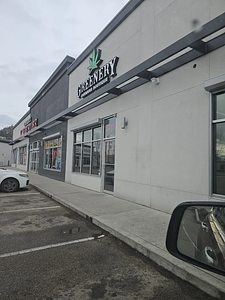 Greenery Cannabis Boutique - Kelowna store front