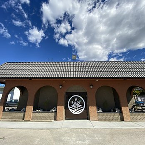 Kalamalka Cannabis store front