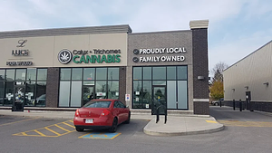 Calyx + Trichomes Cannabis - Midland Ave store front