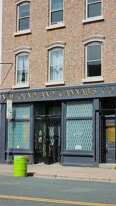 Newfoundland Cannabis Co. store front