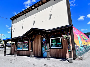 Daily Stash Cannabis store front