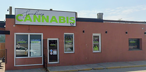 Speakeasy - Wasaga Beach store front