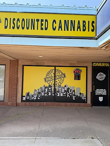 Discounted Cannabis - St. Catharines store front