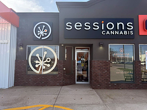 Sessions Cannabis - St. Catharines store front