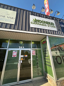 Moonbud Cannabis store front