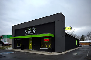 Garden City Cannabis Co. - Welland (Niagara St) store front