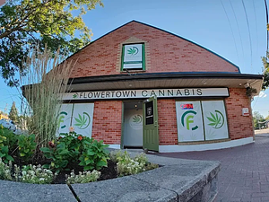 Flowertown Cannabis - Beaverton store front