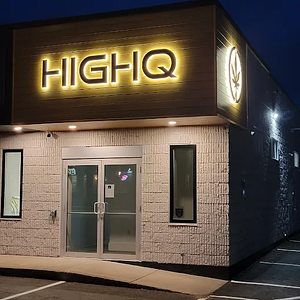 HighQ - Thamesford store front