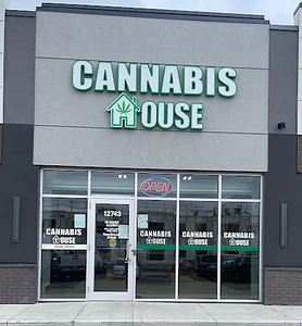 Cannabis House - Wiarton store front
