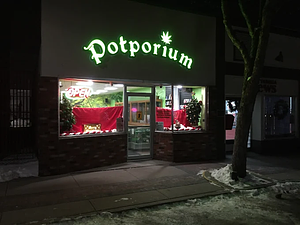 Potporium store front